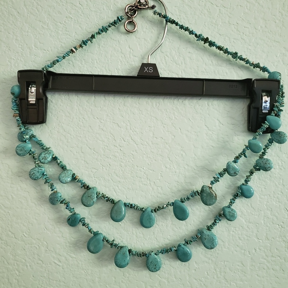 Turquoise beaded necklace